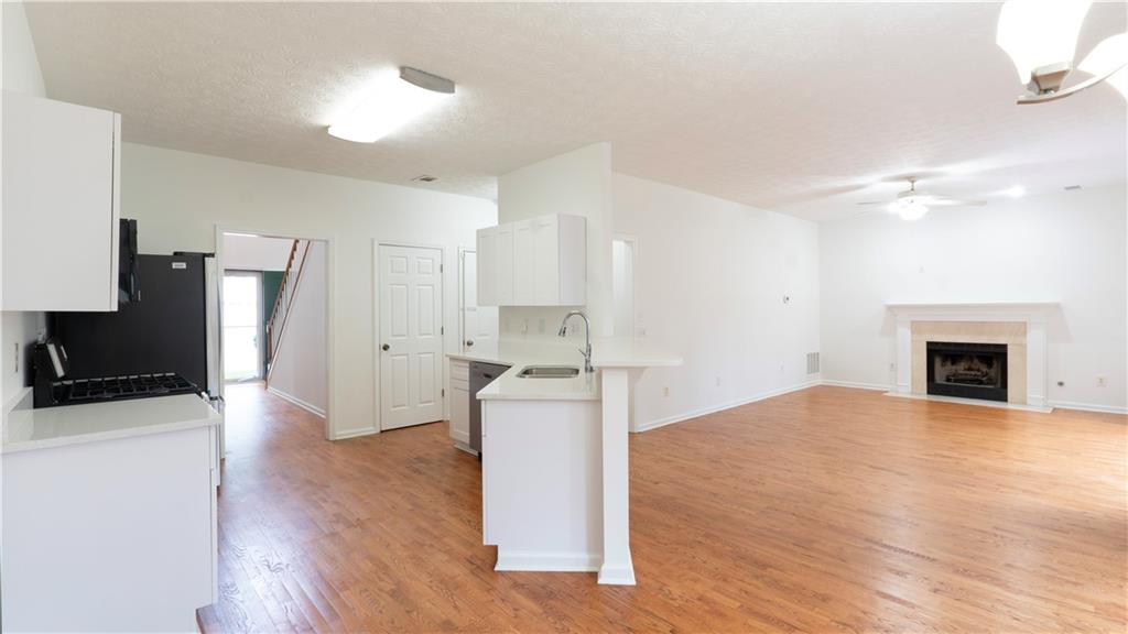 1607 Tunbridge Lane Property Photo 9