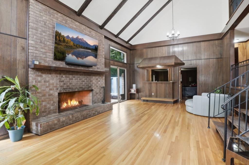 1605 Saint Tropez Way Property Photo 11