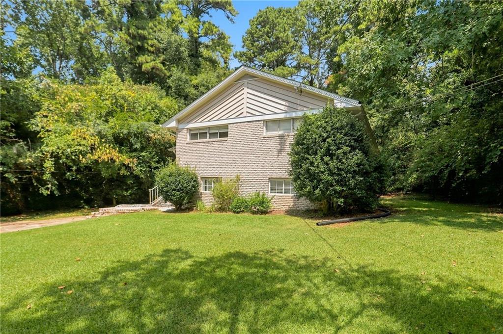 3456 Spring Circle Property Photo 3