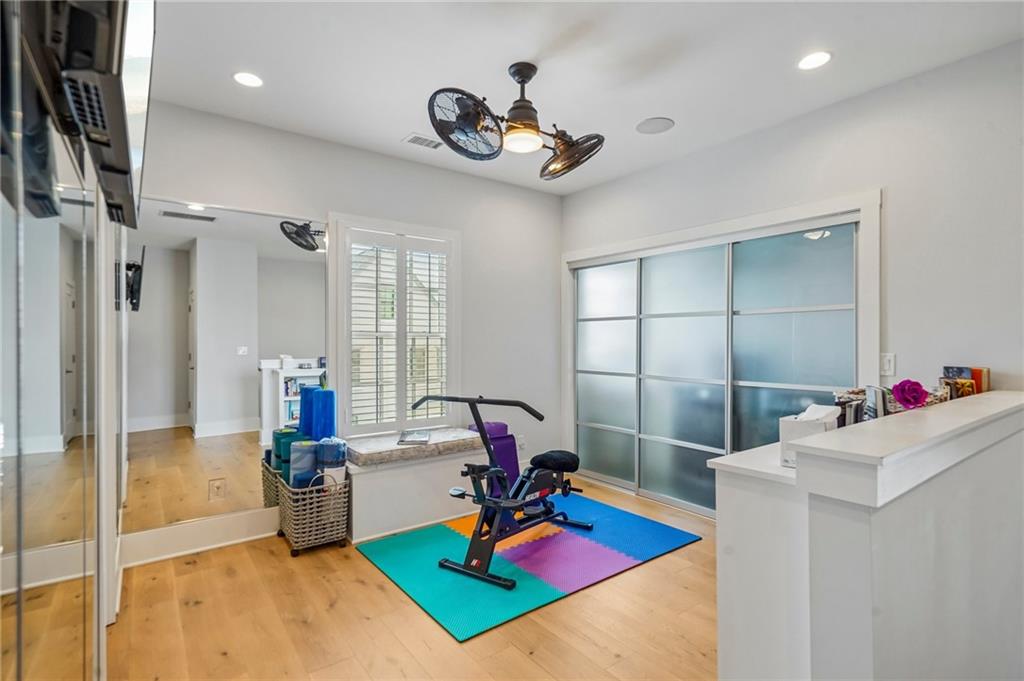 190 3rd Street Property Photo 26