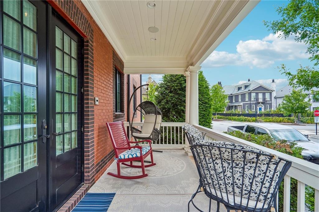 190 3rd Street Property Photo 28