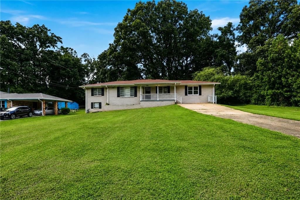 2881 Treadway Drive Property Photo 1