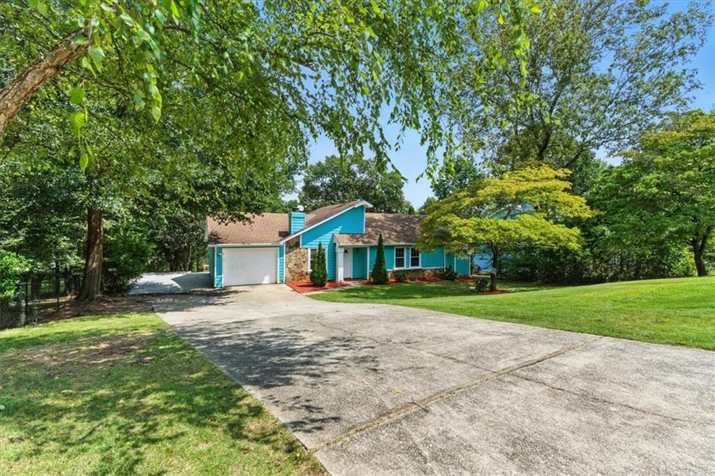2865 Landington Way Property Photo 4