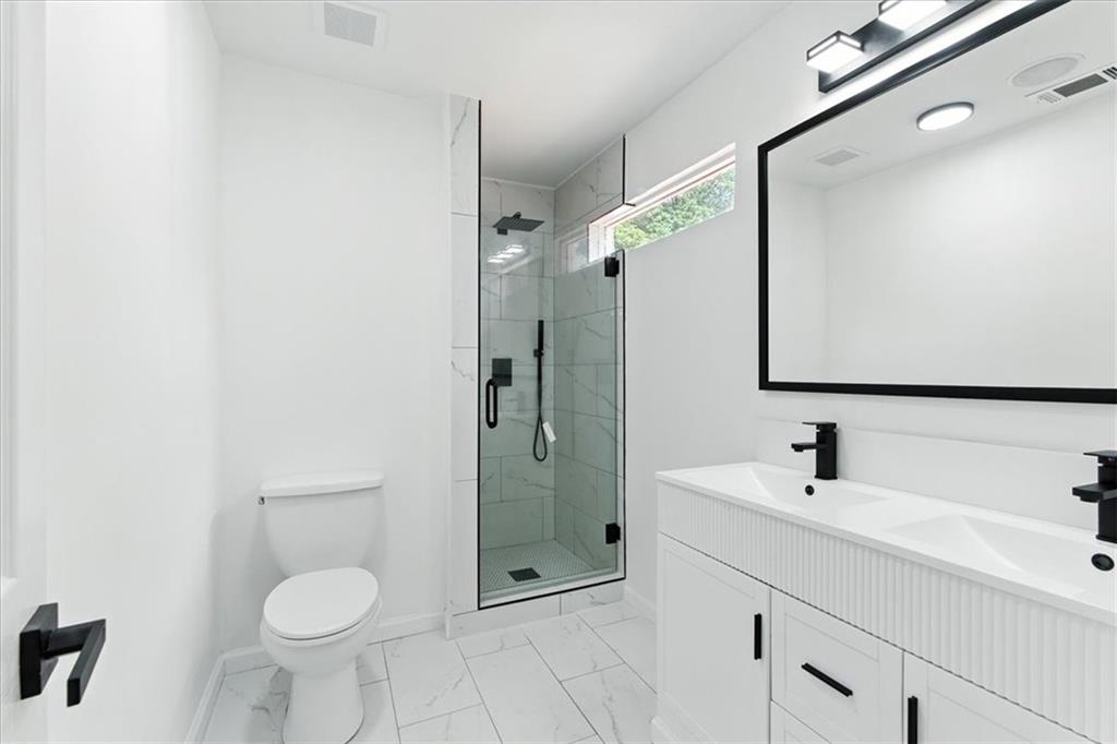 2865 Landington Way Property Photo 18