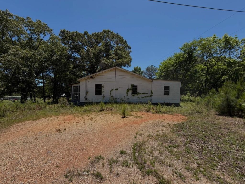 796 Shoemaker Road Property Photo 2