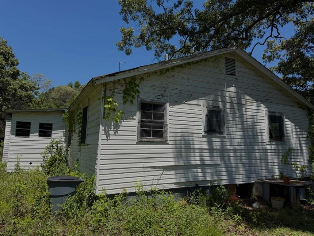 796 Shoemaker Road Property Photo 4