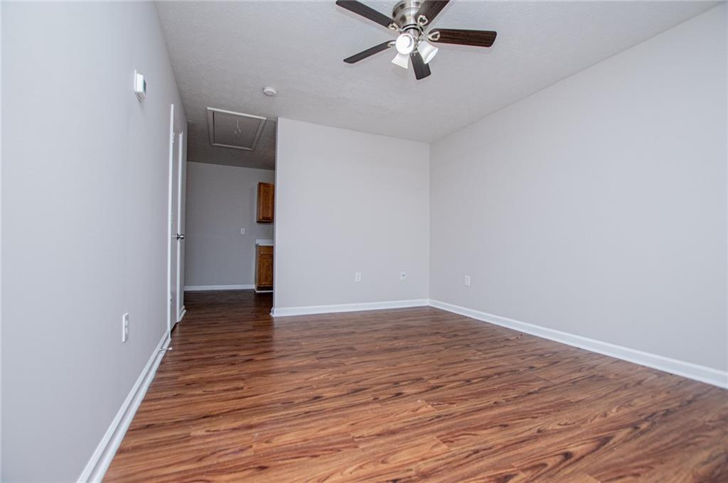 209 E Wilson Street Unit 84 Property Photo 10