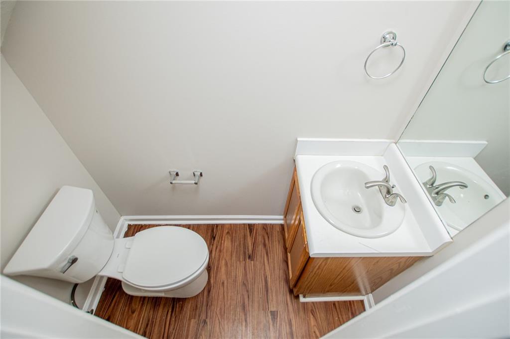 209 E Wilson Street Unit 84 Property Photo 11