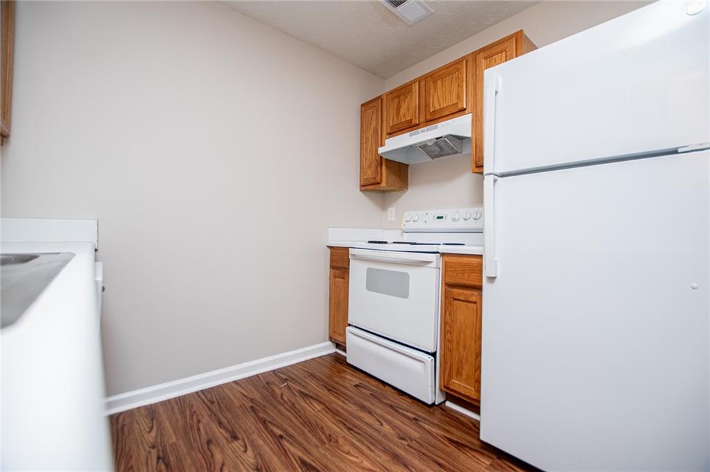 209 E Wilson Street Unit 84 Property Photo 14