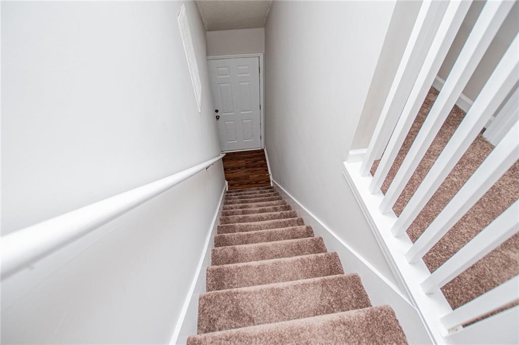 209 E Wilson Street Unit 84 Property Photo 22