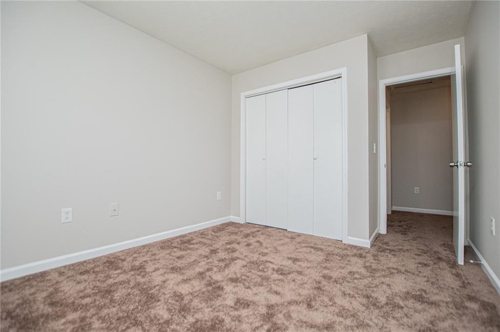 209 E Wilson Street Unit 84 Property Photo 24
