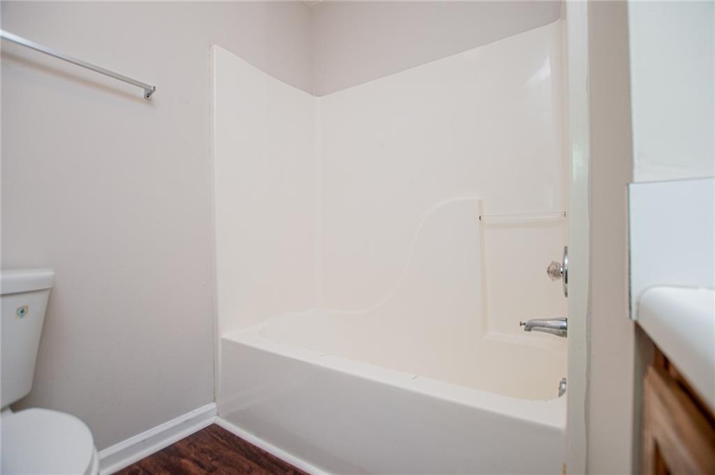 209 E Wilson Street Unit 84 Property Photo 28