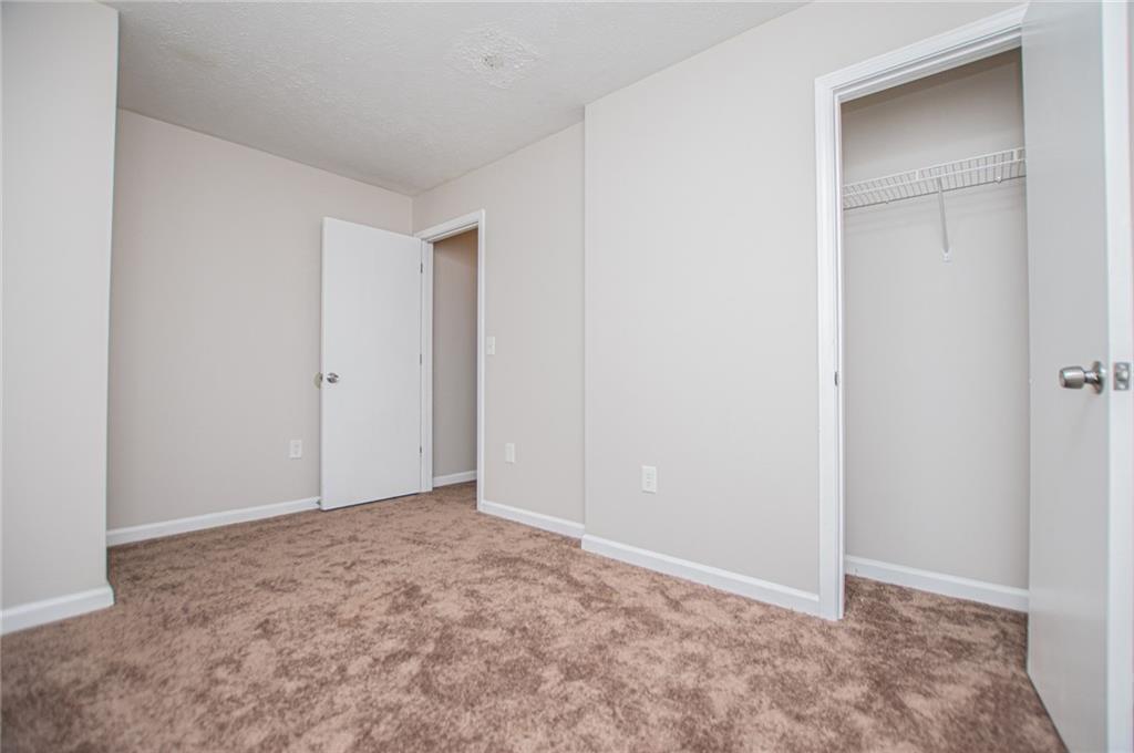 209 E Wilson Street Unit 84 Property Photo 32