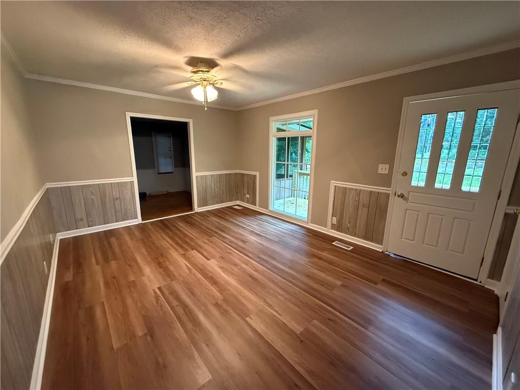 3945 Fraser Circle Property Photo 2
