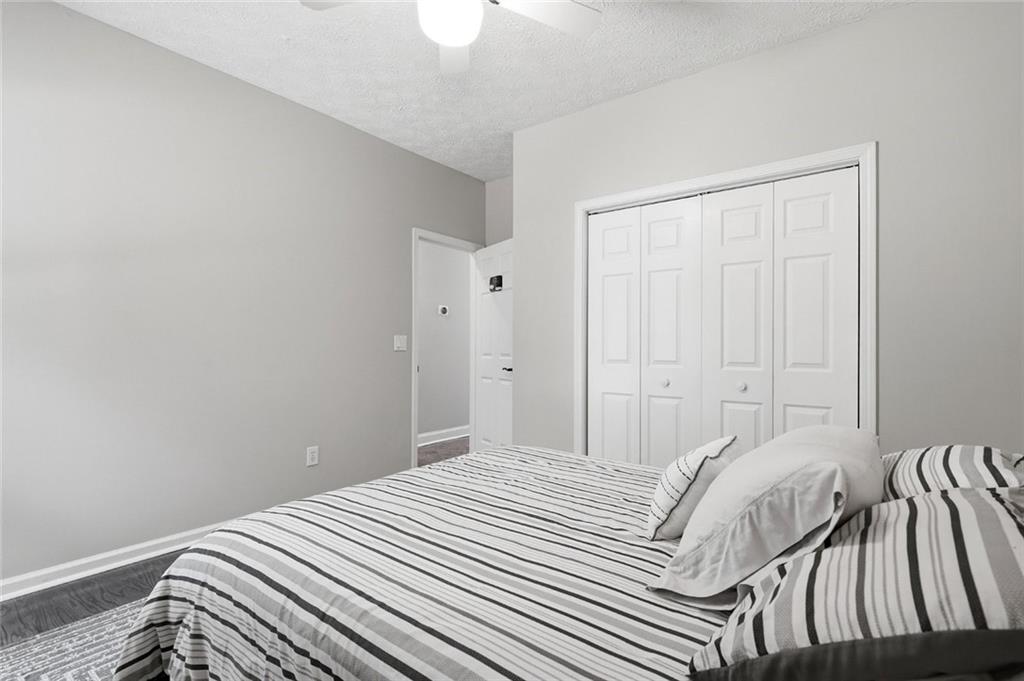 5804 County Court Property Photo 23