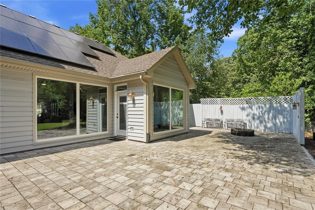 5804 County Court Property Photo 31