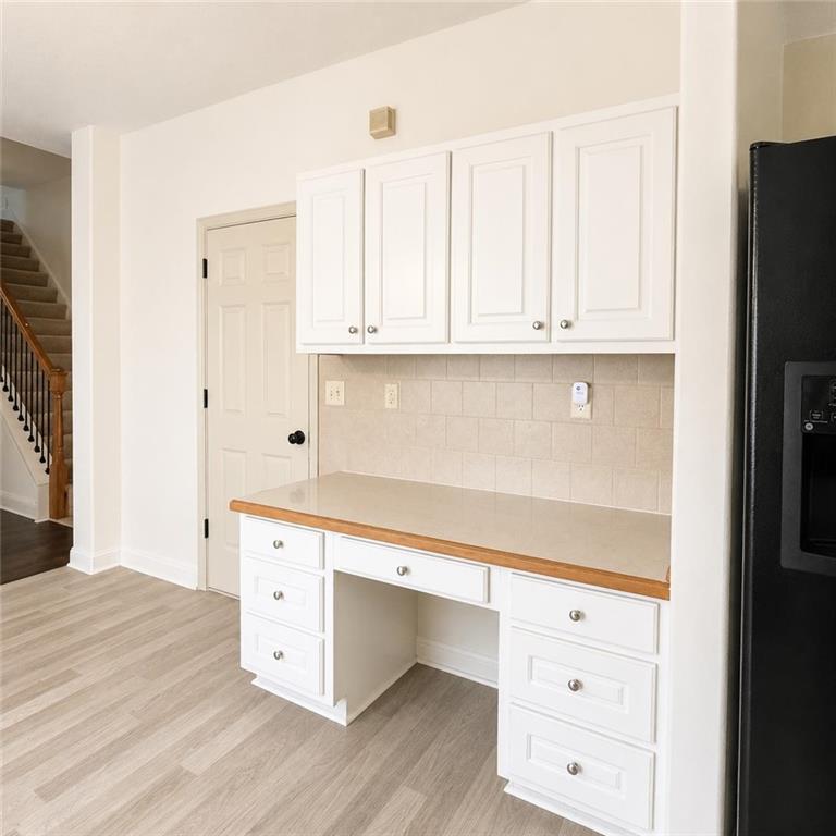 1361 Yorkshire Drive Property Photo 8