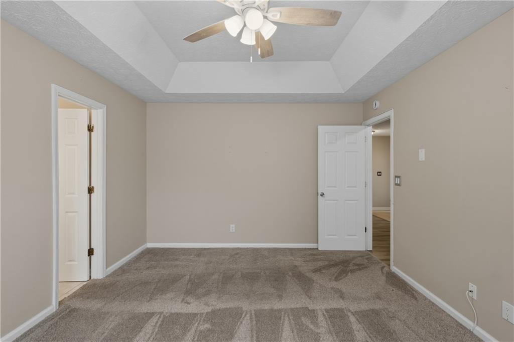 1014 Maple Leaf Ridge Property Photo 4