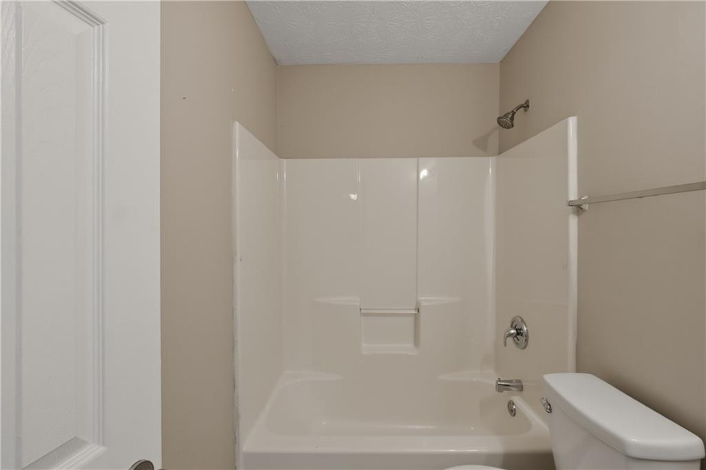 1014 Maple Leaf Ridge Property Photo 28