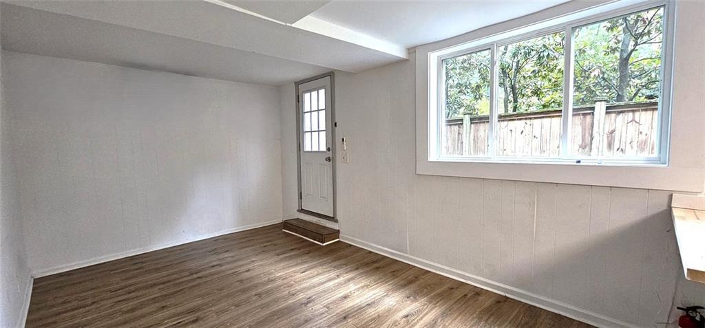 1067 Lanier Boulevard Ne Unit B Property Photo 2