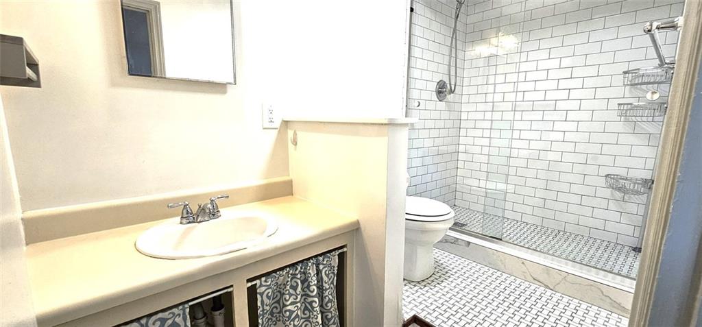 1067 Lanier Boulevard Ne Unit B Property Photo 7