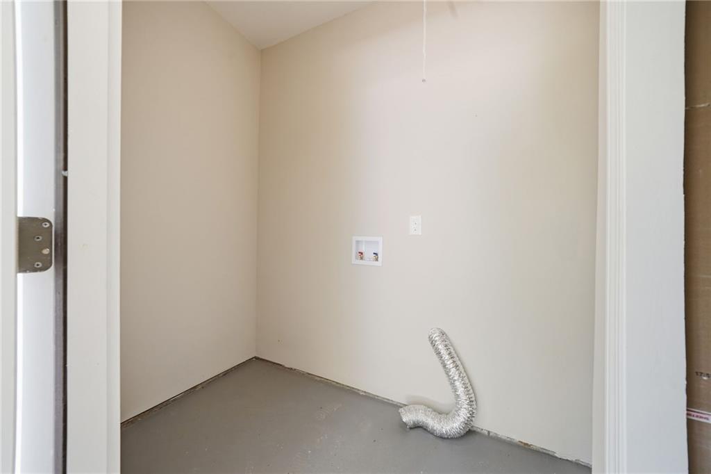 4913 Bartlett Road Property Photo 32