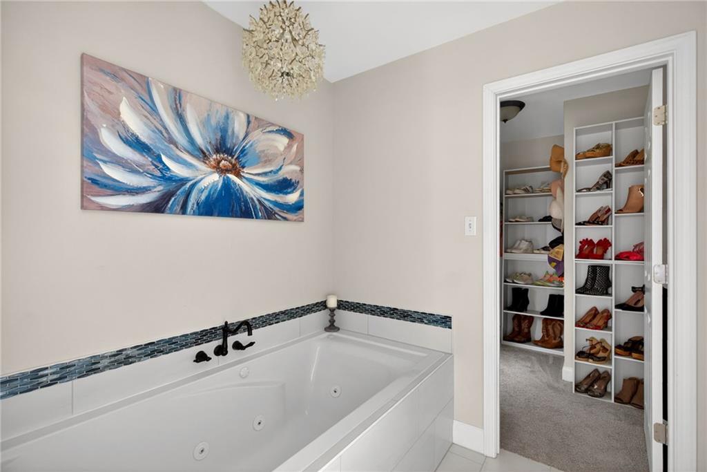505 Wyncourtney Drive Property Photo 21