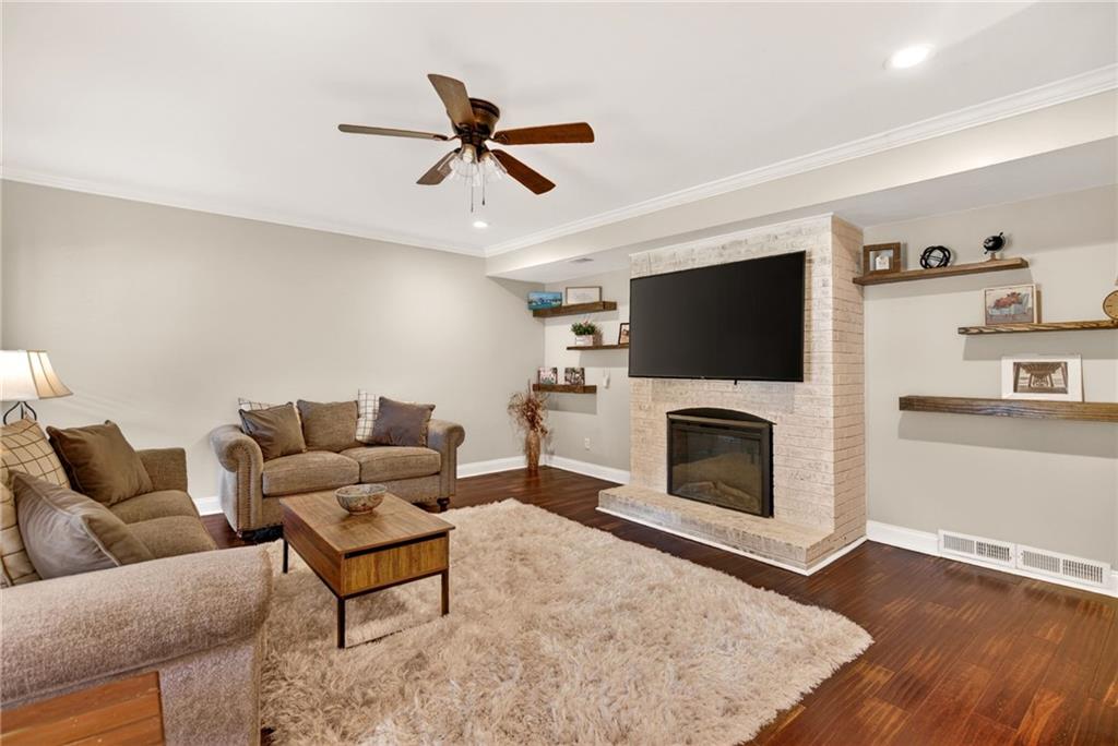 505 Wyncourtney Drive Property Photo 30