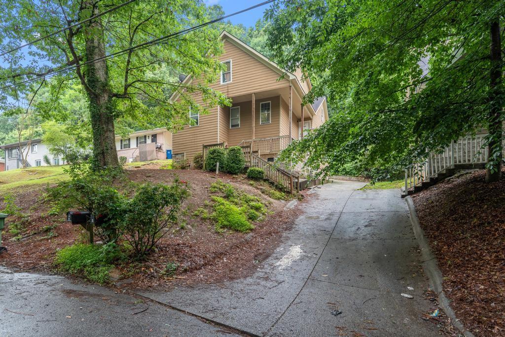 930 Hall Street Nw Property Photo 4