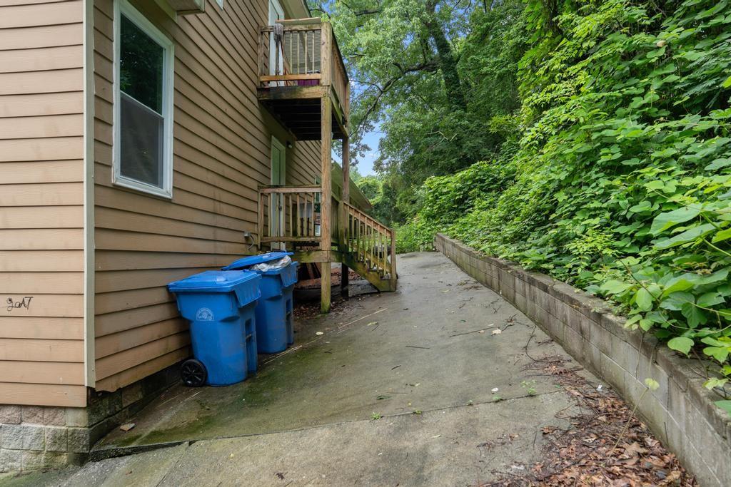 930 Hall Street Nw Property Photo 8