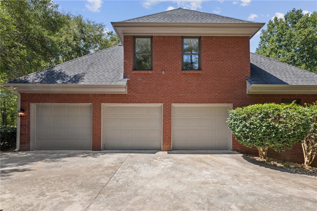 35 Cornish Trace Drive Property Photo 6