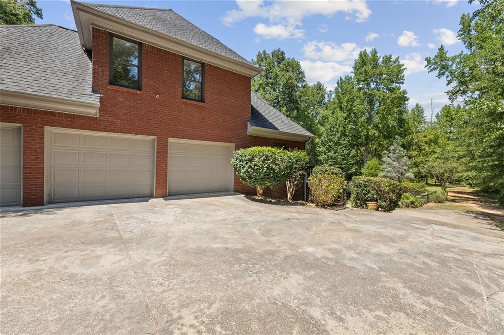 35 Cornish Trace Drive Property Photo 7