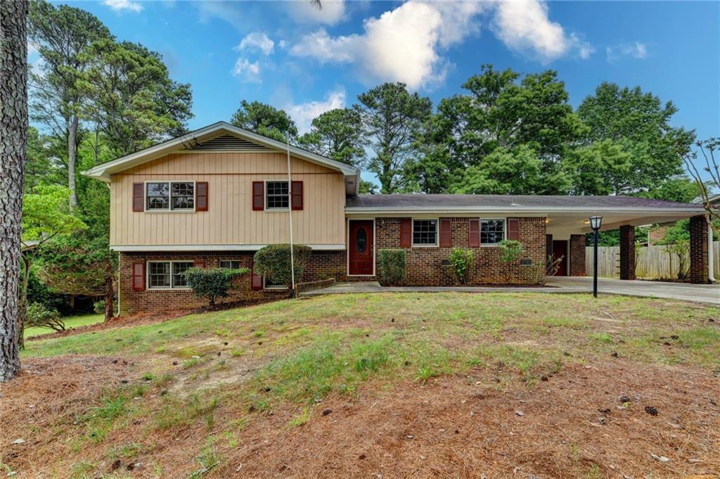 3318 Shorelake Drive Property Photo 1