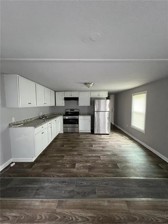 30 Winston Way Property Photo 3