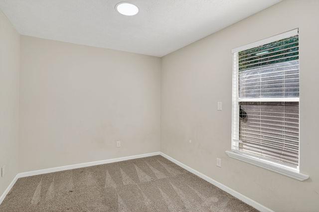 5515 Forest Downs Circle Property Photo 13