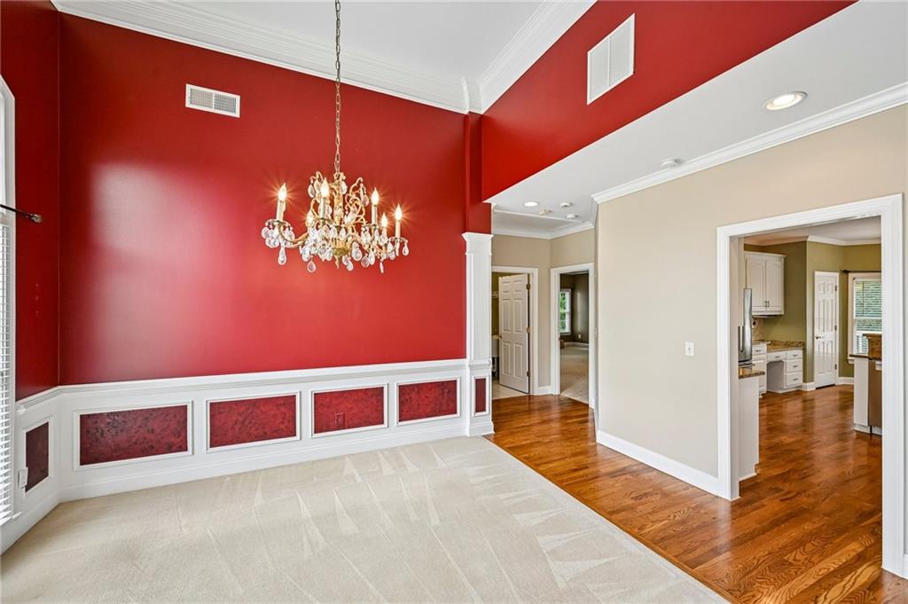 3923 Springtree Lane Property Photo 9