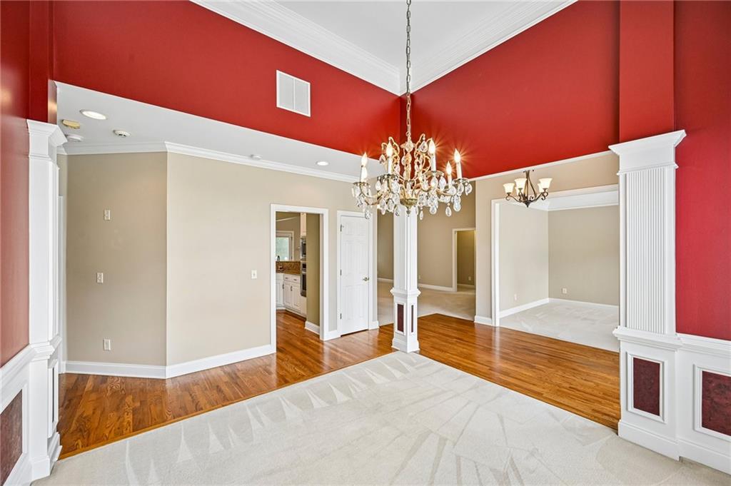 3923 Springtree Lane Property Photo 10