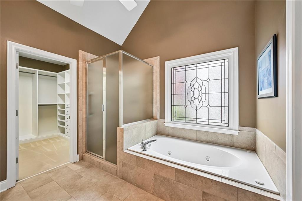 3923 Springtree Lane Property Photo 34