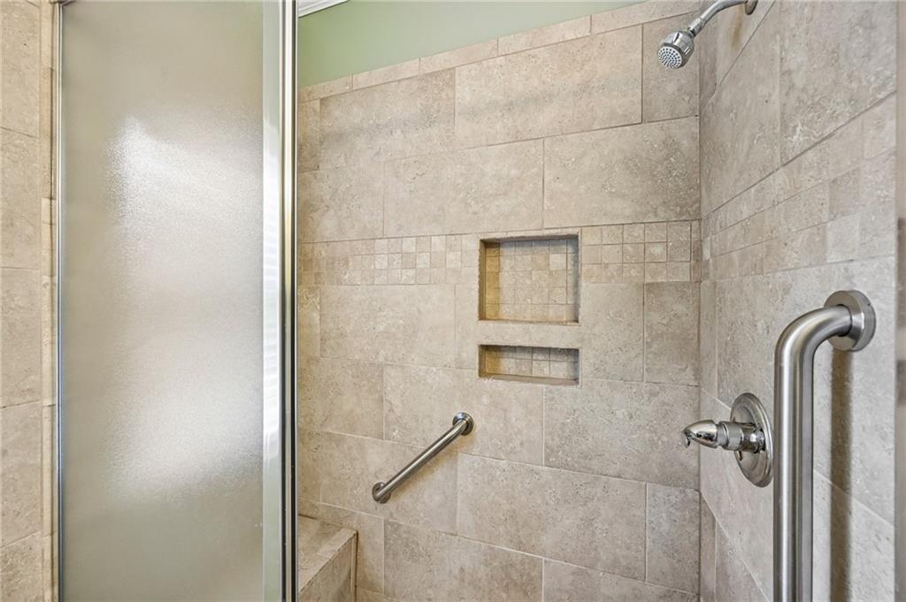 3923 Springtree Lane Property Photo 43