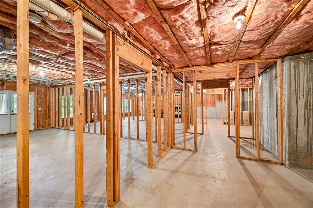 3923 Springtree Lane Property Photo 51