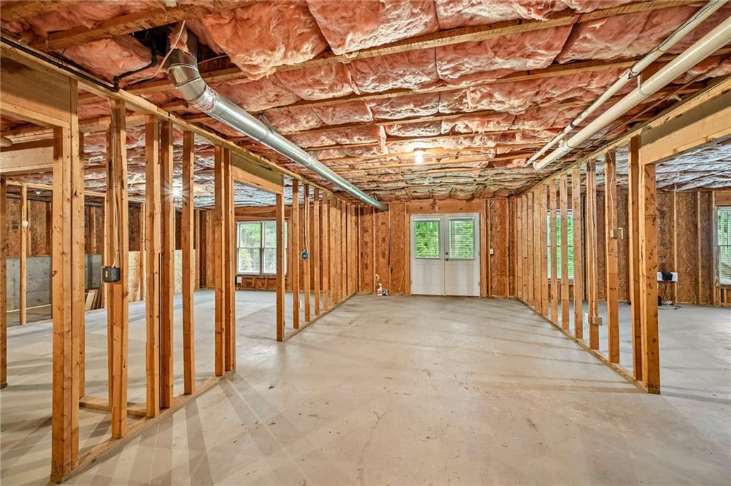 3923 Springtree Lane Property Photo 52