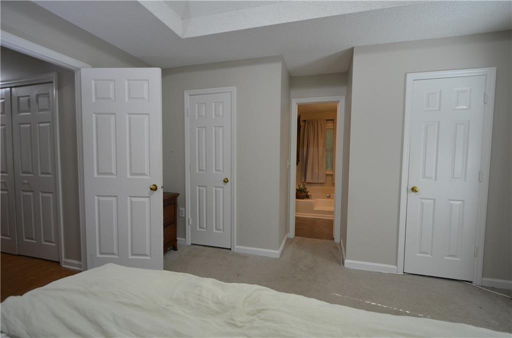 3206 Country Walk Drive Property Photo 14