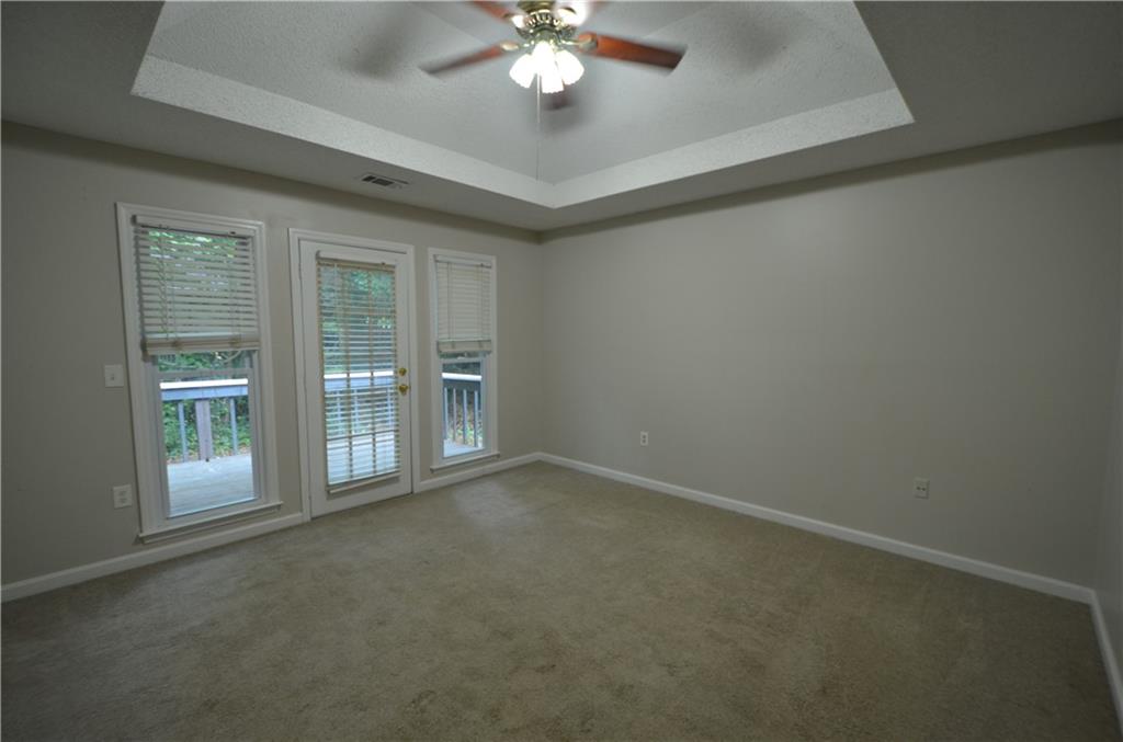 3206 Country Walk Drive Property Photo 16