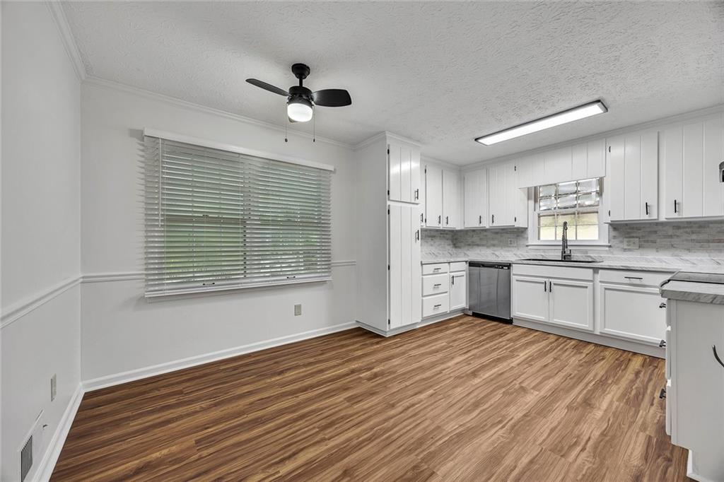 279 Heck Road Ne Property Photo 10