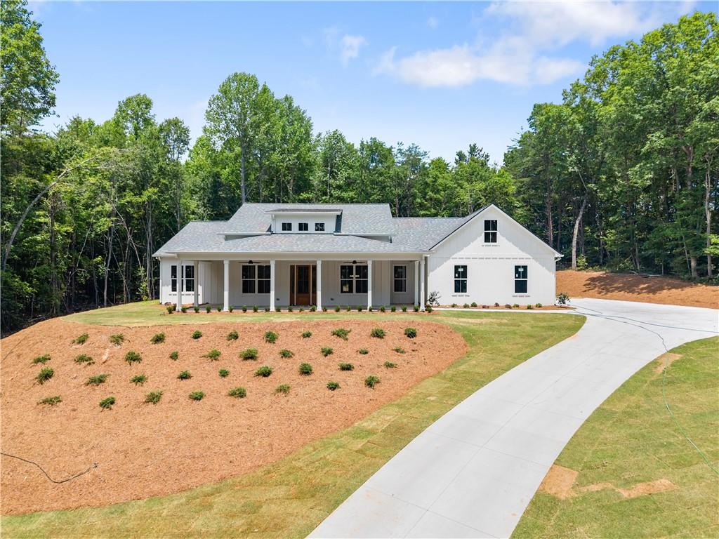 412 Jess Hunt Road Property Photo 1