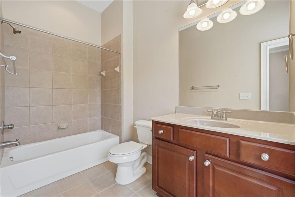 913 Telfair Close Property Photo 21