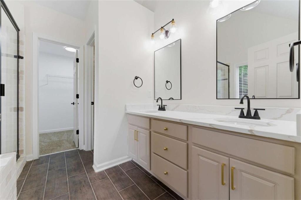101 Copper Trail Property Photo 33
