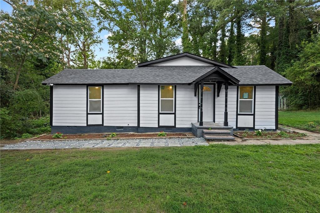 4210 Rockbridge Road Property Photo 2