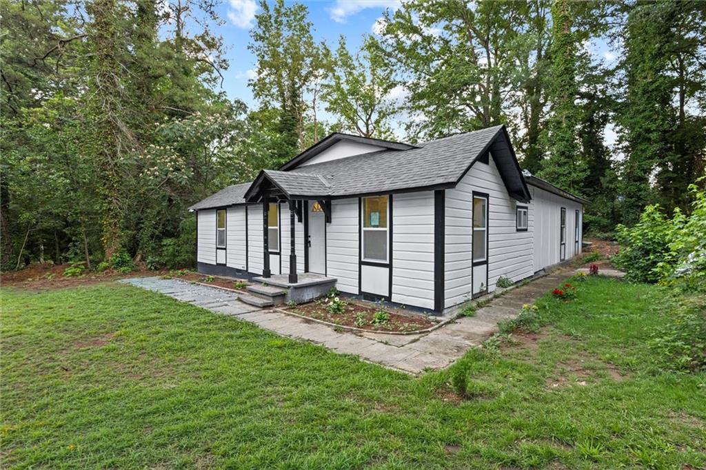 4210 Rockbridge Road Property Photo 4