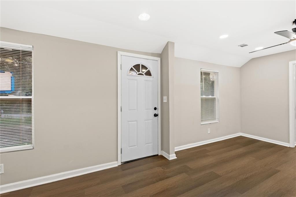 4210 Rockbridge Road Property Photo 6